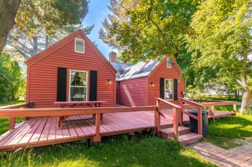 341 Lisbon Rd, Bath NH  03740-4403 exterior