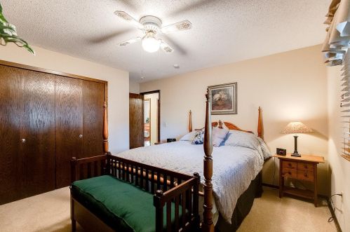 1716 Harrison Ct, Waterford MN  55057-3004 exterior