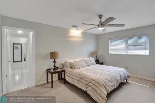 305 4th Ter, Dania Beach FL  33004-4714 exterior