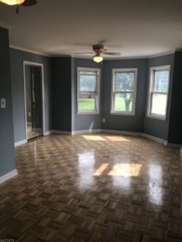 162 High St, South Bound Brook NJ  08880-1213 exterior