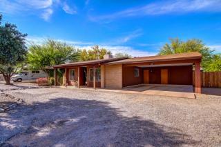 8401 Marlena Cir, Tucson, AZ 85715-4460