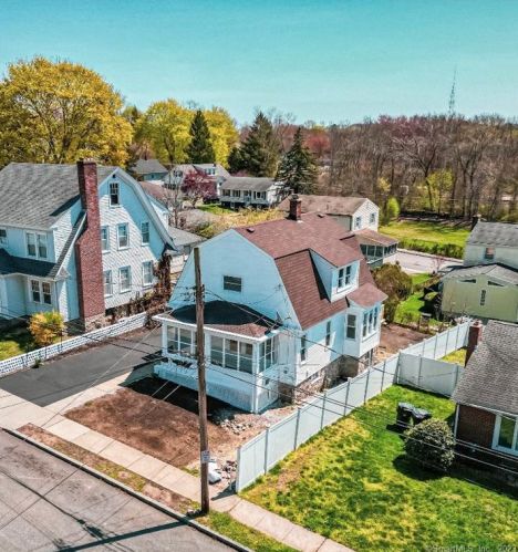 46 Sander St, United States Coast Guard Ac CT  06320-3320 exterior