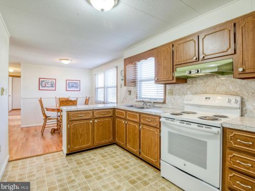 133 Azalea Dr, Charles Town WV  25414-5841 exterior