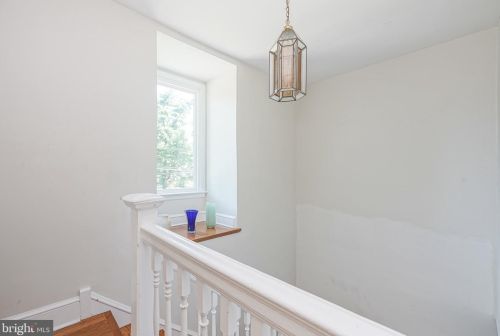 404 Maple Ave, Camden NJ  08109-2021 exterior