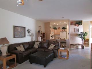 1220 Hillsboro Ave, Green Valley, AZ 85614-3539
