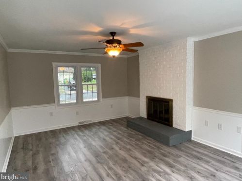 228 Indian Creek Dr, Navy Sup Dpt PA  17050-2526 exterior