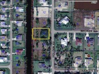 748 Holden Ave, Sebastian, FL 32958-5047
