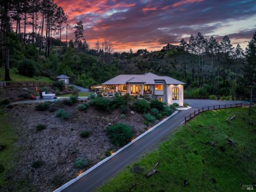 5360 Wikiup Bridge Way, Santa Rosa, CA 95404-1125