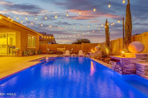 5029 Tatum Ln, Gilbert AZ  85298-0356 exterior