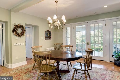 9414 Georgetown Pike, Great Falls VA  22066-2735 exterior