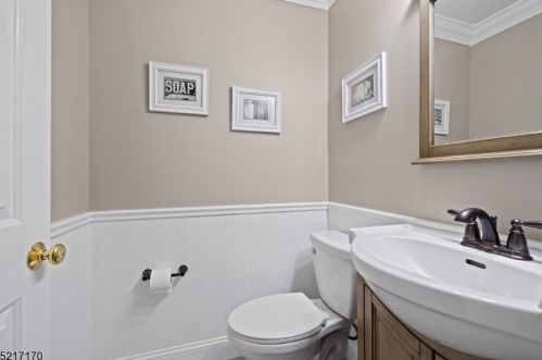 41 Dory Dilts Rd, Flemington NJ  08822-2805 exterior