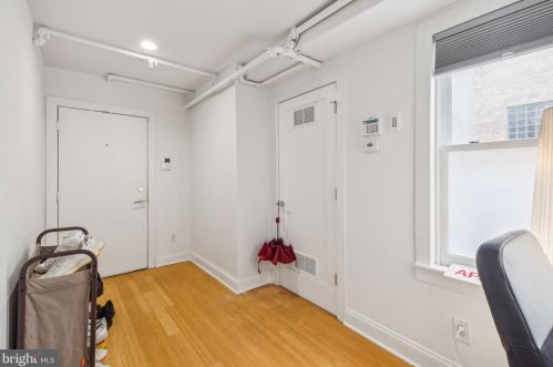 1606 Chestnut St, Philadelphia, PA 19103-5129