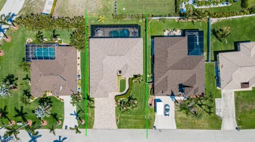 2569 27th St, Cape Coral, FL 33914-3838