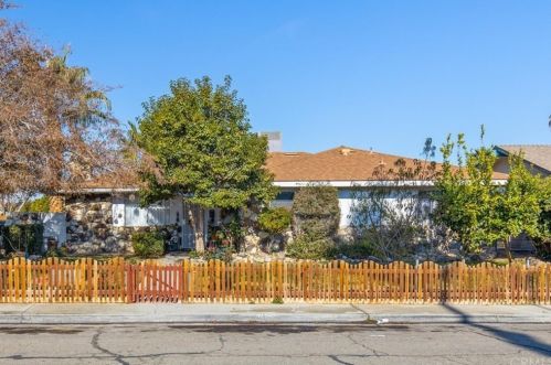 1011 3rd St, Taft, CA 93268-2521