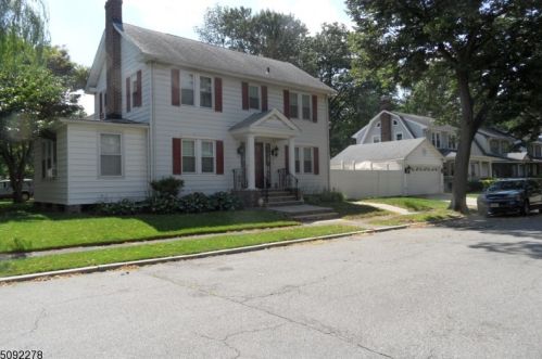 17 Lafayette Ave, East Orange, NJ 07017-4609