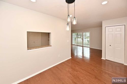 168 Linden St, Mahwah NJ  07430-2063 exterior