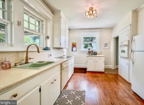 718 Columbia Ave, Lansdale PA 19446-3311 exterior