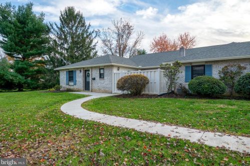 143 Valleybrook Dr, Lancaster, PA 17601-4620