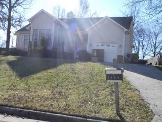 1404 Hyalyn Ct, Greensboro, NC 27406-9557