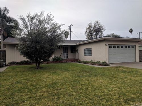 1204 Jacaranda Pl, Fullerton, CA 92833-2424
