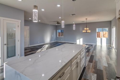 1916 Pine Meadow Dr, Santa Rosa CA  95403-1584 exterior