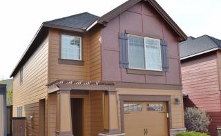 63129 Britta St, Bend OR  97701-7182 exterior