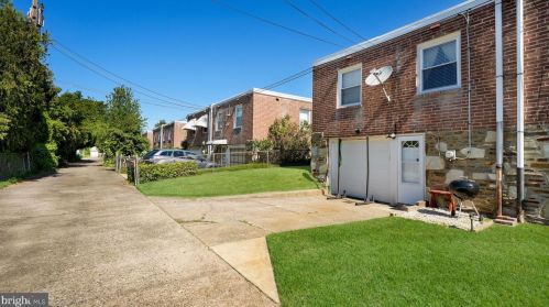 1020 Hartel Ave, Philadelphia PA  19111-3204 exterior