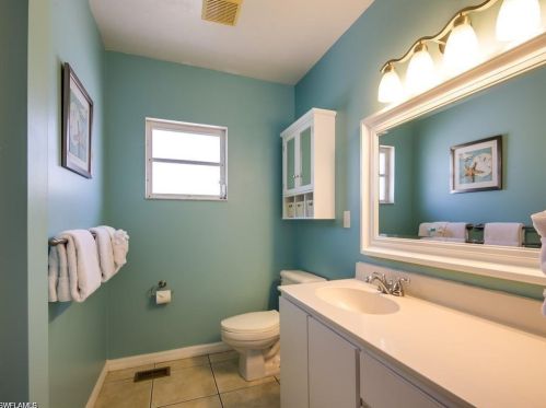 6000 Gulf Rd, Fort Myers Beach FL  33931-4315 exterior