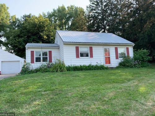 15324 Shieldsville Blvd, Faribault, MN 55021-7689