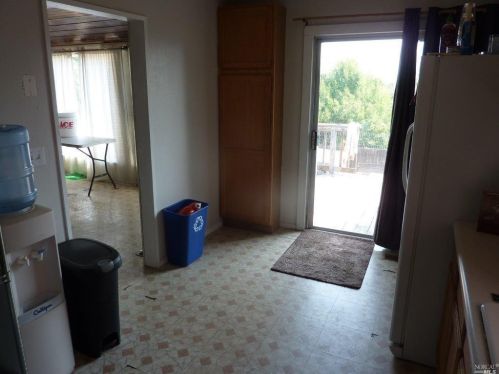 285 Sherwood Rd, Willits CA  95490-9501 exterior