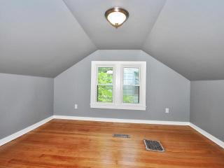 5548 43rd Ave, Minneapolis, MN 55417-2263