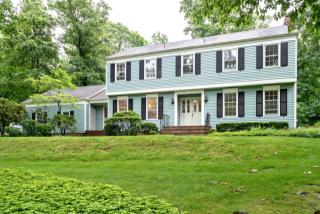 1744 Merriam Dr, Martinsville, NJ 08836-2378