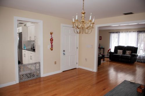 21 Dianna Rd, Londonderry NH  03053-3237 exterior