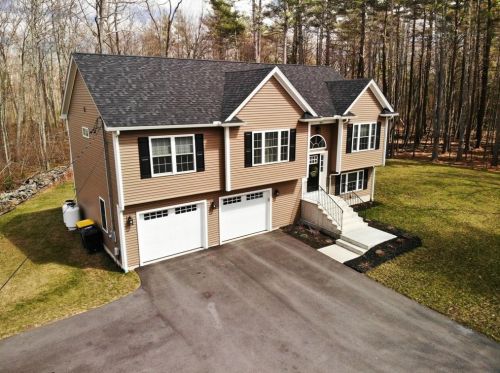 410 Lapham Farm Rd, Glocester, RI 02859-4012