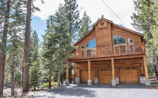 11932 Brookstone Dr, Truckee, CA 96161-6214