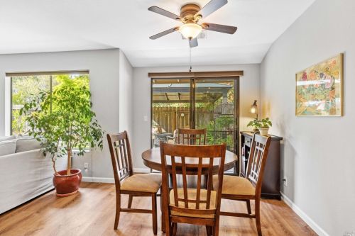 1229 Grove Cir, Benicia CA  94510-1711 exterior