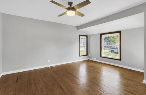 2621 Clough Ave, Hammond IN  46322-1904 exterior