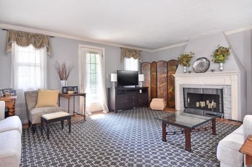 444 Esplanade, New Rochelle NY  10803-2604 exterior