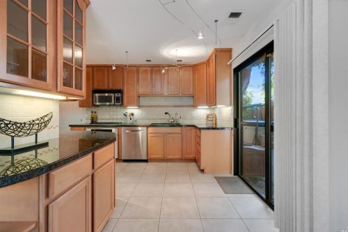 580 Willow Ct, Benicia CA  94510-1447 exterior