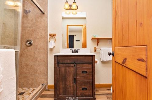 1300 Malabar Way, Big Bear City CA  92314-9216 exterior