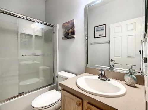 688 Grand Canal Dr, Kissimmee FL 34759-4345 exterior