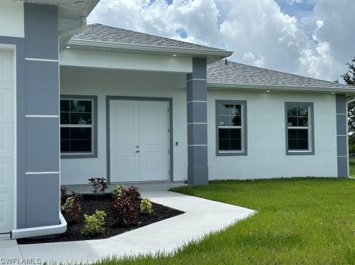 3003 Pearl Ave, Lehigh Acres, FL 33976-3968