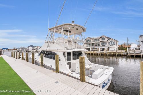 1019 Bowsprit Pt, Lacey Township NJ  08734-2706 exterior