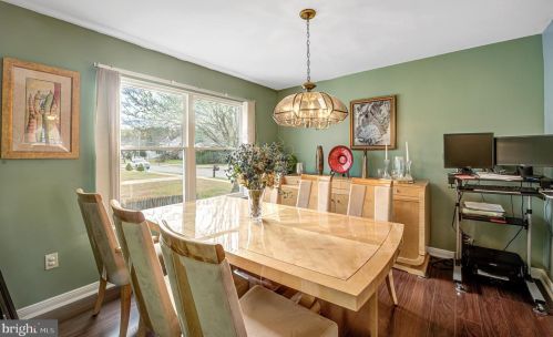 35 Madison Ave, Berlin Boro NJ  08009-9459 exterior