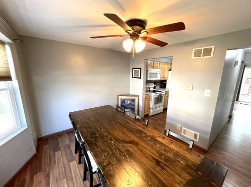 104 Woodstone Ln, New Kensington PA  15068-4642 exterior