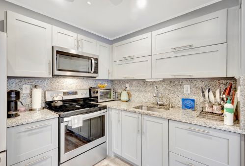 370 Piedmont H, Delray Beach FL  exterior