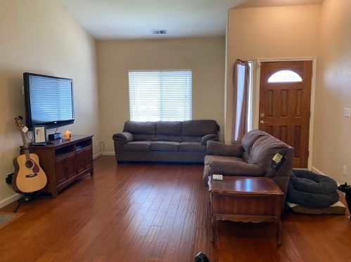 640 Gabriele Ct, Hollister CA  95023-3478 exterior