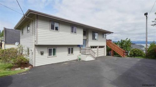 1140 Harrison Ave, Tongue Point OR  97103-2537 exterior