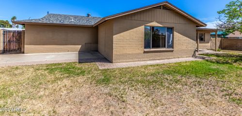 12414 44th Ln, Glendale AZ  85304-2307 exterior