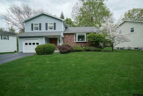 56 Dorchester Ave, Beckers Corners, NY 12158-9764